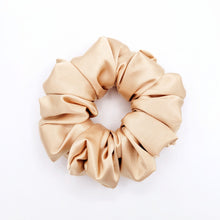 Charger l'image dans la galerie, NAÏMA