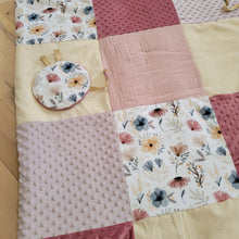 Charger l'image dans la galerie, FLEURS (ROSE/BEIGE)