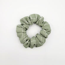 Charger l&#39;image dans la galerie, EVELYNE
