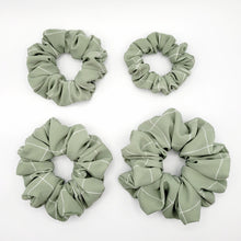 Charger l&#39;image dans la galerie, EVELYNE
